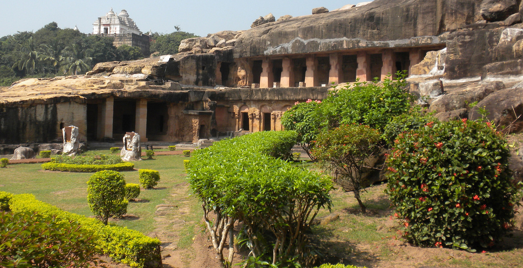 khandagiri-and-udayagiri-caves-bhubaneswar